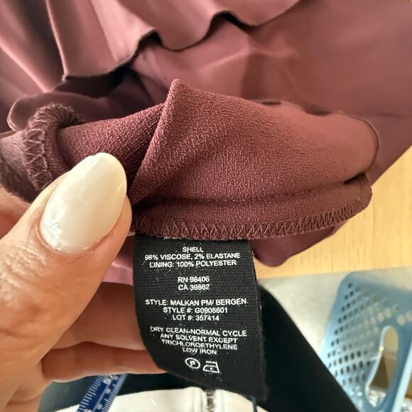 NWT Theory Malkan Burgundy Flared Hem Shift Dress Size 00 2385 - Picture 9 of 9